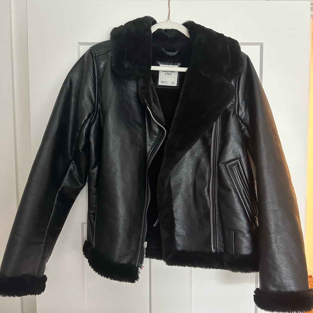 Abercrombie Leather Moto Biker Jacket; Fur Inside